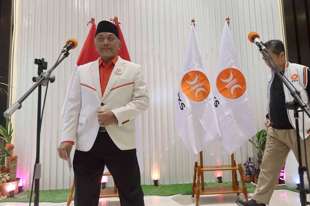 PKS juga menghormati keputusan Partai NasDem dan PKB yang mendeklarasikan Anies-Cak Imin sebagai pasangan bakal capres dan cawapres untuk Pilpres 2024. 