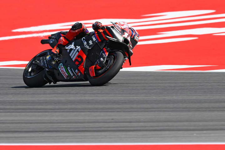 Sedangkan grid kedua akan diisi oleh Vinales, diikuti dua pembalap Prima Pramac, Jorge Martin dan Johann Zarco. Martin dan Zarco masing-masing finis di P5 dan P6 pada sesi kualifikasi ini.