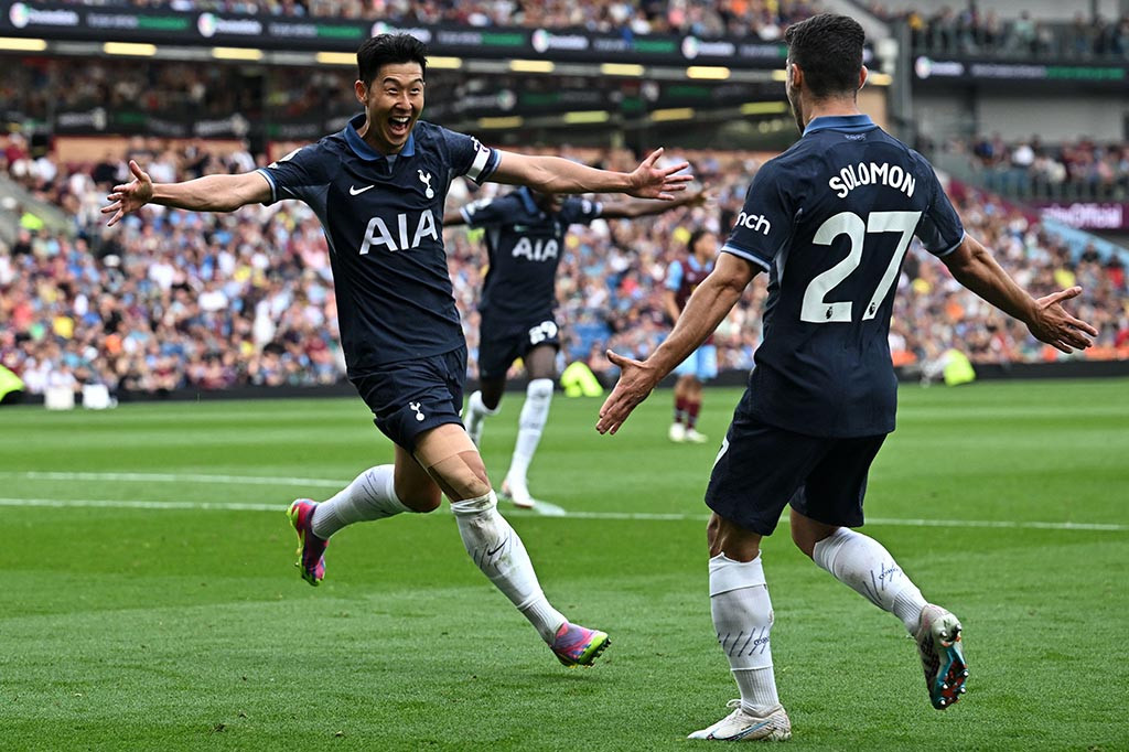 Memasuki babak kedua dengan unggul satu gol, Spurs bermain lebih lepas. Hasilnya, pada menit ke-54 James Maddison melalui tendangan keras dari luar kotak penalti menggandakan skor menjadi 3-1.