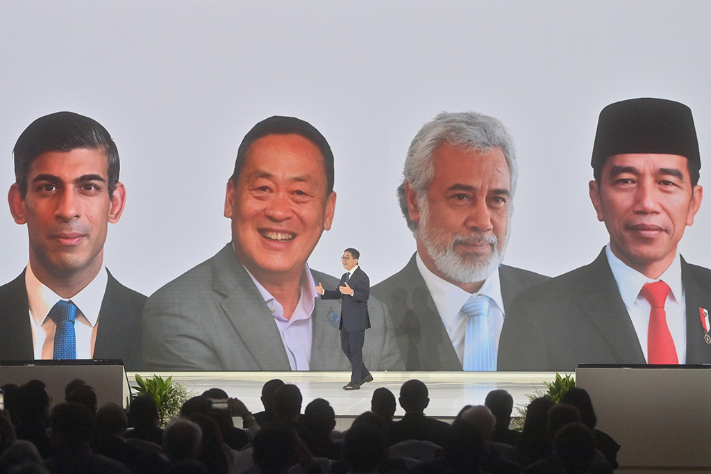 Tidak hanya soal pengembangan energi berkelanjutan, kolaborasi ASEAN yang didorong lewat Keketuaan Indonesia juga fokus pada transformasi digital di semua sektor.