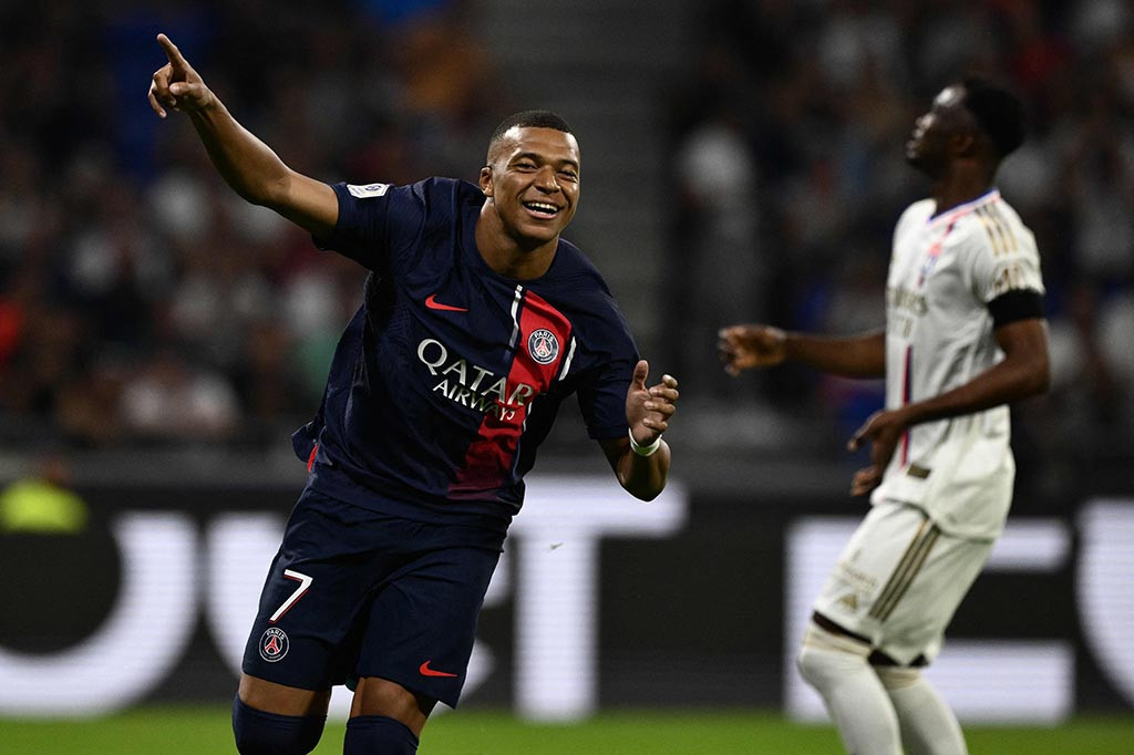 Asensio berganti peran menjadi pemberi assist saat PSG mengubah skor menjadi 4-0 pada menit ke-47 babak pertama. Umpan terobosan Asensio mampu dimaksimalkan dengan sempurna oleh Mbappe, untuk menjadi gol keduanya di pertandingan ini sekaligus gol kelimanya dalam tiga pertandingan untuk PSG.