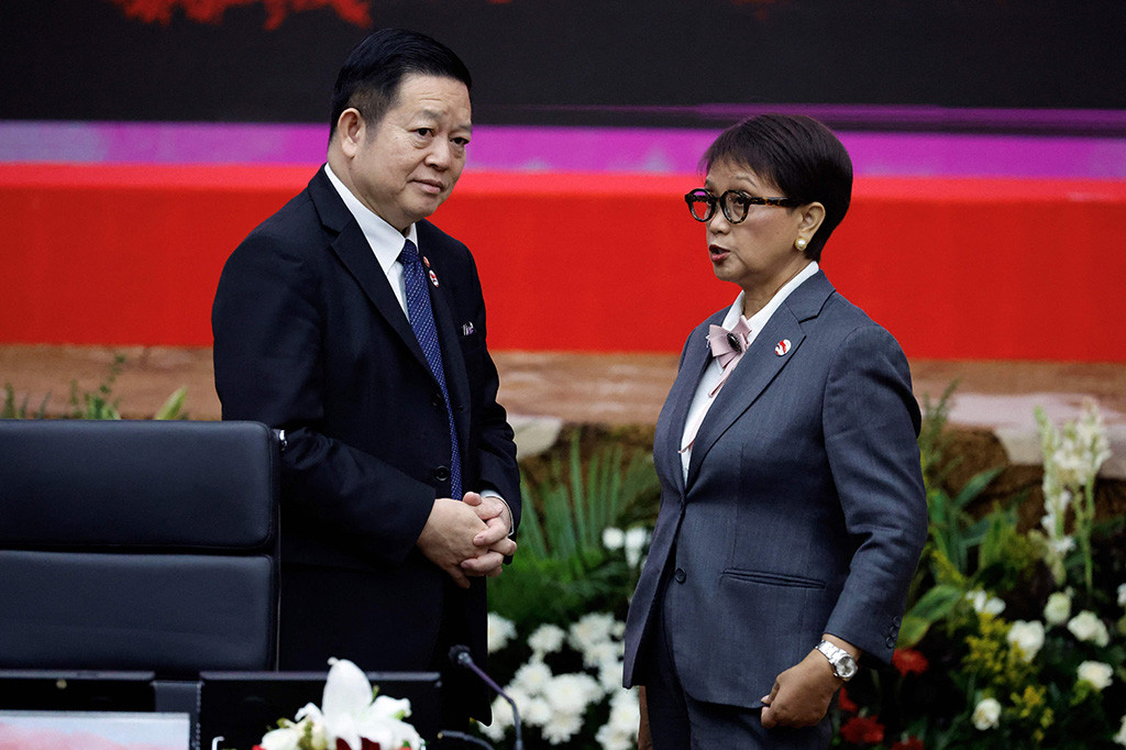 Dewan Koordinasi ASEAN (ACC) bertanggung jawab mengawasi pengembangan dan pelaksanaan dokumen seperti yang ditugaskan oleh pemimpin Perhimpunan Bangsa-Bangsa Asia Tenggara (ASEAN).