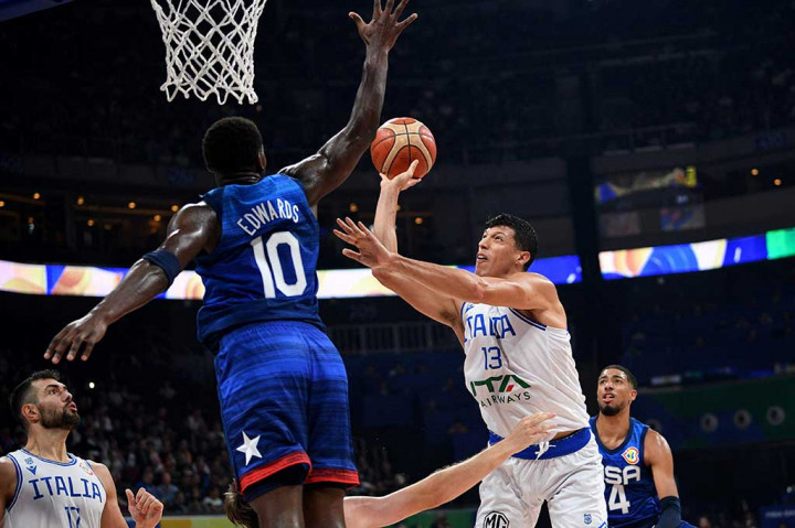 Dari Italia, Simone Fontecchio mencetak 18 poin, dan Stefano Tonut 11 poin.