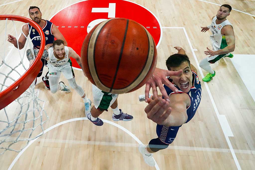 Bogdan Bogdanovic yang juga merupakan pemain NBA dari klub Atlanta Hawks mencetak skor terbanyak, yakni 21 poin. Diikuti oleh Filip Petrusev 17 poin, dan Stefan Jovic 11 poin.