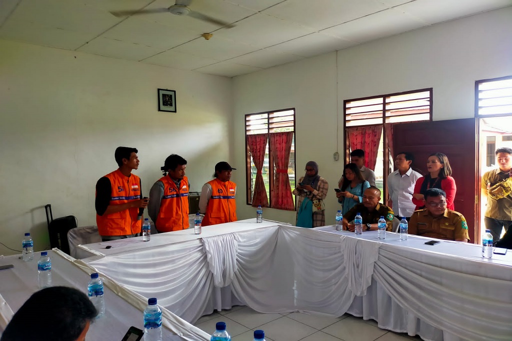AKBP Ronald menjelaskan restorative justice merupakan suatu metode penyelesaian perkara di luar proses hukum. Dalam kasus ini, para tersangka pencurian tandan buah segar milik PTPN IV Perkebunan Bah Jambi diberikan sanksi sosial berupa tindakan sosial yaitu korve di rumah ibadah dan di perkebunan. Hal ini ditujukan untuk memberikan efek jera sekaligus upaya pembinaan bagi para pelaku.
