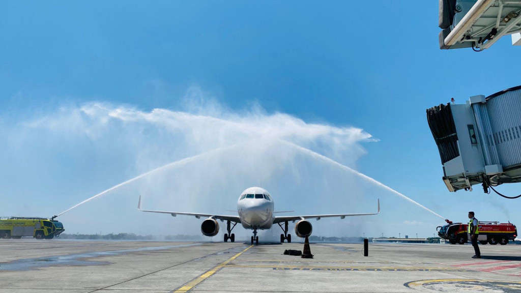 Adapun maskapai yang menambahkan rute yaitu Airasia menuju Labuan Bajo. Kemudian Lion Group, yaitu Super Airjet menuju Kuala Lumpur dan Batik Air menuju Berau. Serta reaktivasi rute dari Wings Air menuju Banyuwangi.
