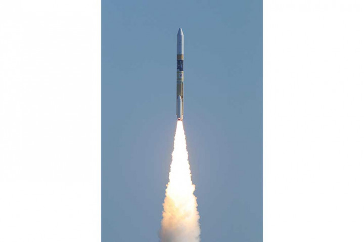 Disaksikan 35 ribu orang secara daring, roket H-IIA lepas landas Kamis pagi, dari pulau selatan Tanegashima pendarat. Diperkirakan kendaraan itu akan mendarat di permukaan bulan pada awal 2024.