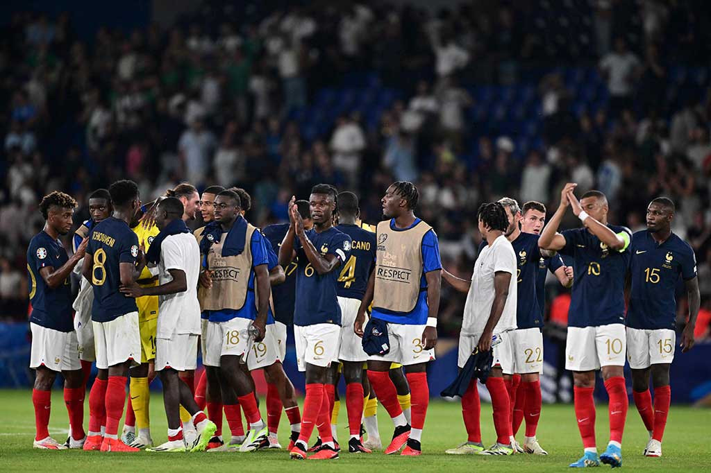 Pada sisa waktu pertandingan, Prancis tetap mendominasi jalannya pertandingan, sedangkan Irlandia sesekali melancarkan serangan. Namun hingga usainya laga, skor 2-0 untuk kemenangan tuan rumah tetap bertahan.