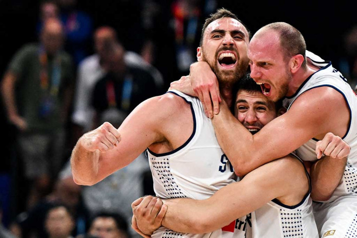 Hasilnya, Serbia hampir unggul di sepanjang laga dengan selisih poin paling besar 17 angka. Akurasi tembakan Kanada pun menurun menjadi 48 persen, di mana Serbia mencatatkan field goals 62 persen.