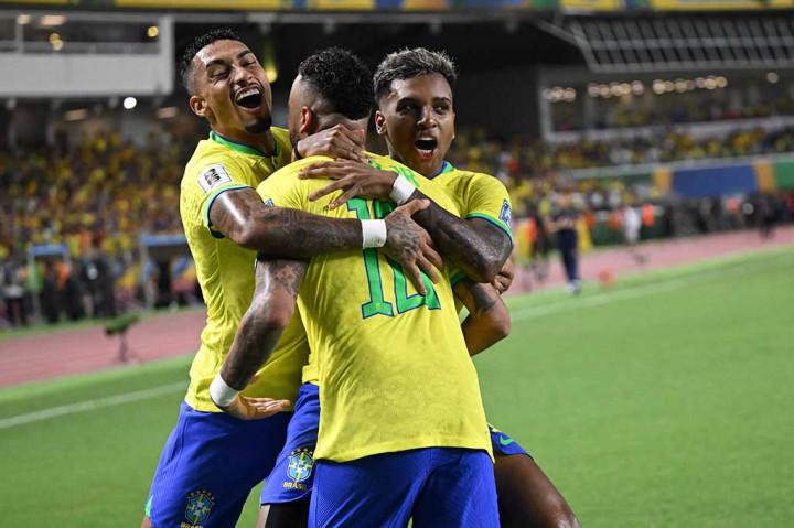 Unggul dua gol, Brasil semakin nyaman dalam bermain dan menambah keunggulan menjadi 3-0 berkat gol kedua Rodrygo memanfaatkan umpan Bruno Guimaraes pada menit ke-53.