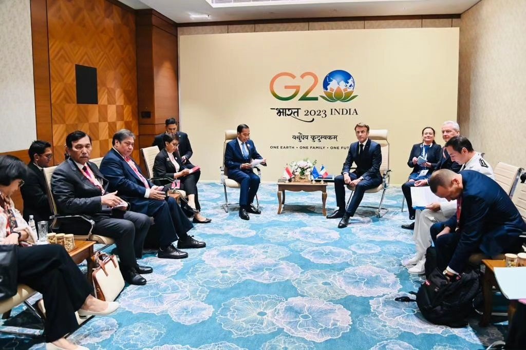 Berdasarkan siaran pers yang diterima di Jakarta, Minggu, 10 September 2023 pada kesempatan itu Presiden Jokowi mengapresiasi investasi Prancis pada sektor strategis di Indonesia.