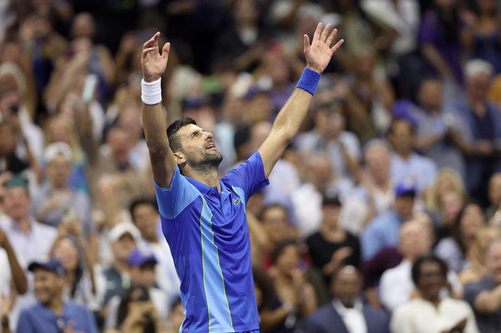 Djokovic yang berusia 36 tahun menang 6-3, 7-6 (7/5), 6-3 untuk menjadi juara putra tertua di New York pada era Terbuka dan menyamai rekor sepanjang masa Margaret Court untuk Grand Slam paling menghancurkan. .