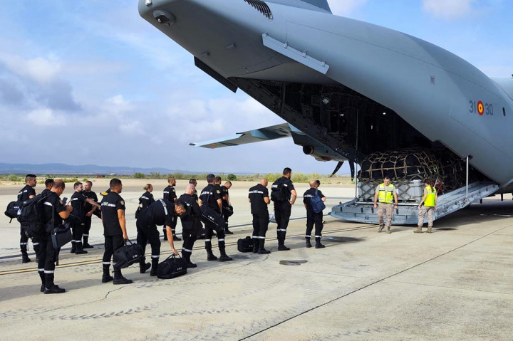 Spanyol pada hari Minggu, 10 September 2023 mengirimkan 86 penyelamat dan delapan anjing pencari ke Maroko menyusul gempa bumi dahsyat yang menewaskan lebih dari 2.100 orang, sebagai tanggapan atas permintaan bantuan resmi dari Rabat.