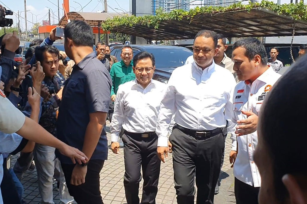Bakal calon presiden Anies Baswedan dan bakal calon wakil presiden Muhaimin Iskandar (Cak Imin) tiba di Kantor DPP Partai Keadilan Sejahtera (PKS), Jakarta, Selasa, 12 September 2023.