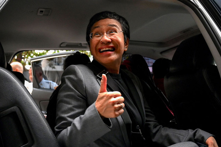 Meski sudah dibebaskan, Ressa dan Rappler menghadapi masa depan yang tidak pasti saat mereka menghadapi dua kasus pengadilan lainnya. 