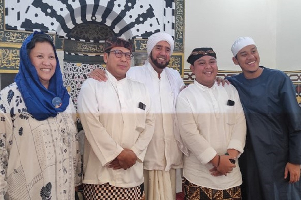 Menurut dia, adalah menjadi tugasnya selaku pimpinan NasDem Jawa Tengah, untuk memberikan semangat dan menularkan pemahaman ini kepada seluruh kadernya, agar mereka semakin teguh dan kuat dalam kehidupan berbangsa dan bernegara.
