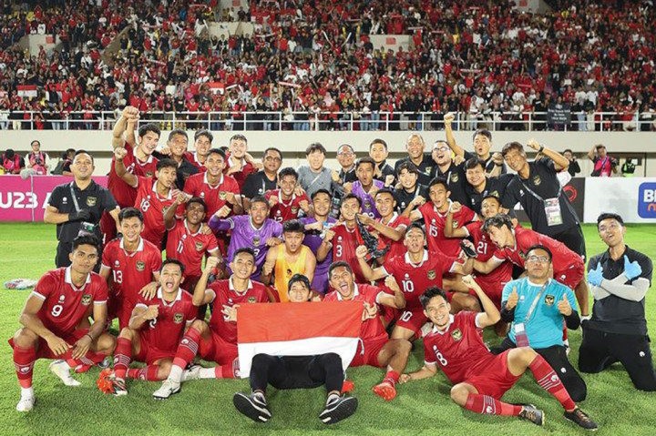 Timnas Indonesia U-23 mencetak sejarah dengan lolos ke putaran final Piala Asia U-23 setelah menutup laga dengan kemenangan 2-0 atas Turkmenistan pada laga terakhir Grup K kualifikasi Piala Asia U-23 2024 di Stadion Manahan, Solo, Selasa, 12 September 2023.