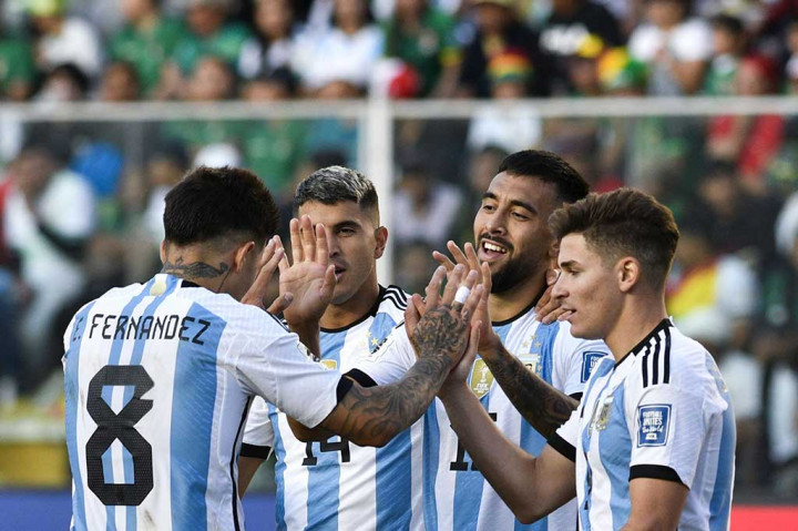 Nicolas Gonzalez akhirnya menutup kemenangan Argentina menjadi 3-0 tujuh menit menjelang akhir laga dengan tendangan kaki kirinya.