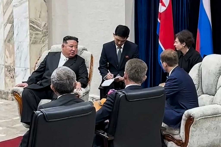 Kim dan Putin diperkirakan akan bertemu di lokasi yang tidak ditentukan di Timur Jauh Rusia akhir pekan ini, kata Kremlin.