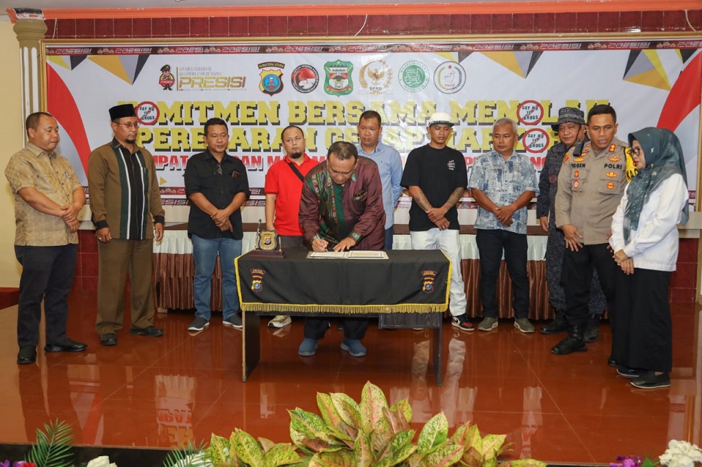 Untuk menguatkan regulasi-regulasi dalam perizinan untuk THM di Kota Pematang Siantar, dia mengajak semua pihak agar ikut serta saling melengkapi mendukung.