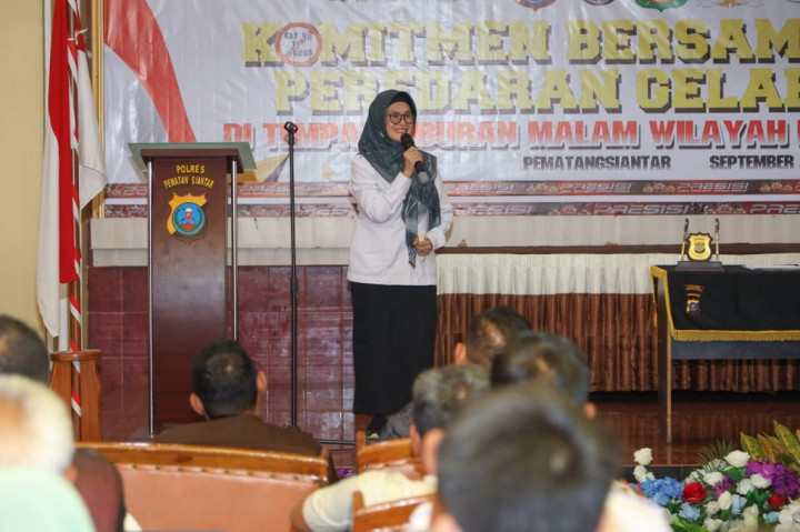 Walikota Pematang Siantar Susanti Dewayani menyambut baik dan mengapresiasi komitmen bersama menolak peredaran narkoba di Tempat Hiburan Malam (THM) di Kota Pematang Siantar.