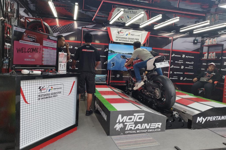 Keseruan tersebut diungkapkan oleh Anas. 