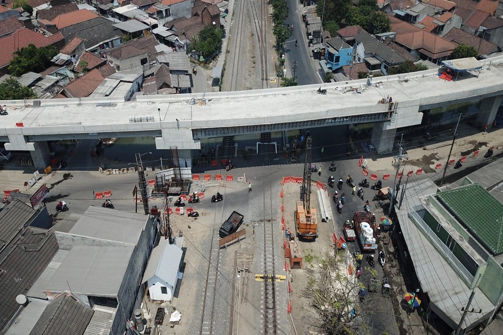 Bupati Sidoarjo Ahmad Muhdlor Ali optimistis kedua proyek tersebut bakal selesai akhir tahun 2023. Artinya, progres pembangunannya sudah sesuai waktu yang ditargetkan.