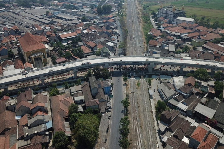 Menurut Muhdlor, saat ini pengerjaan tinggal pemasangan penerangan jembatan umum di sepanjang flyover serta pengerjaan finishing lainnya. Januari 2024 mendatang sudah akan masuk uji kelayakan. 