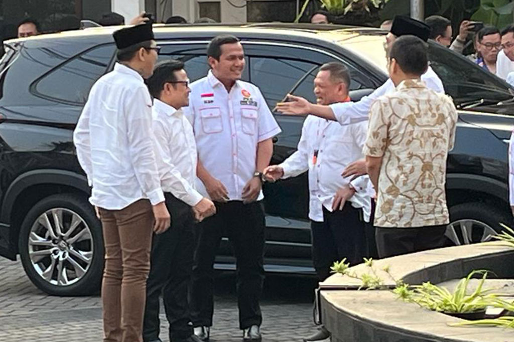 Bakal calon presiden Anies Baswedan dan bacawapres Muhaimin Iskandar alias Cak Imin tiba di Kantor DPP Partai Keadilan Sejahtera (PKS), Jumat, 15 September 2023. Keduanya datang menghadiri rapat Majelis Syura.