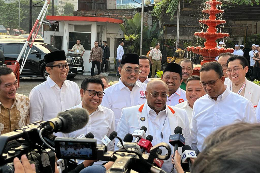 Jazuli belum bisa memerinci hasil sementara rapat internal partainya itu. Pembahasan masih berlangsung hingga saat ini. 