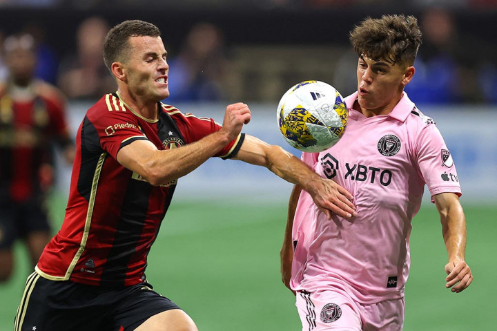 Miami unggul terlebih dahulu pada menit ke-25 melalui gol indah yang dicetak oleh striker Ekuador Leonardo Campana.