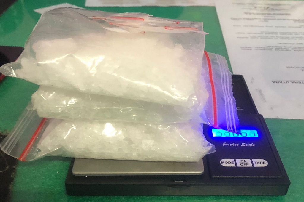 Hal tersebut kembali dibuktikan dengan berhasilnya Tim Sus Anti Narkoba Polres Simalungun dan Polsek Perdagangan yang berhasil meringkus jaringan bandar narkoba di Gang Kodok, Nagori Landbaw, Kecamatan Bandar, Kabupaten Simalungun pada Jumat, 15 September 2023.