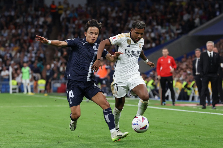 Real Madrid mengamankan puncak klasemen sementara LALIGA atau Liga Spanyol usai menekuk Real Sociedad 2-1 dalam pekan kelima LALIGA yang berlangsung di Stadion Santiago Bernabeu, Minggu malam waktu setempat atau Senin dini hari WIB.