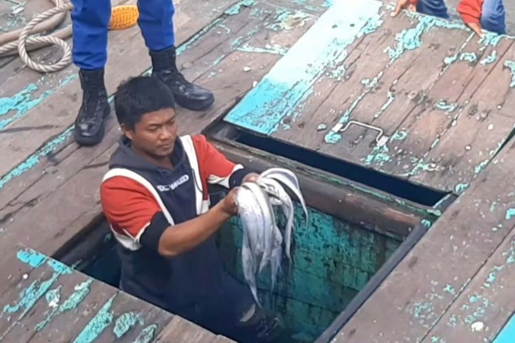 Kasubdit Patroli air Kabarhakam Mabes Polri, Kombes Pol Dadan, mengatakan, Perairan Indonesia yang kaya akan hasil lautnya ini menjadi target para pelaku ilegal fishing dari berbagai negera ini. Baharkam Mabes Polri akan terus melakukan patroli rutin baik di laut maupun di udara.