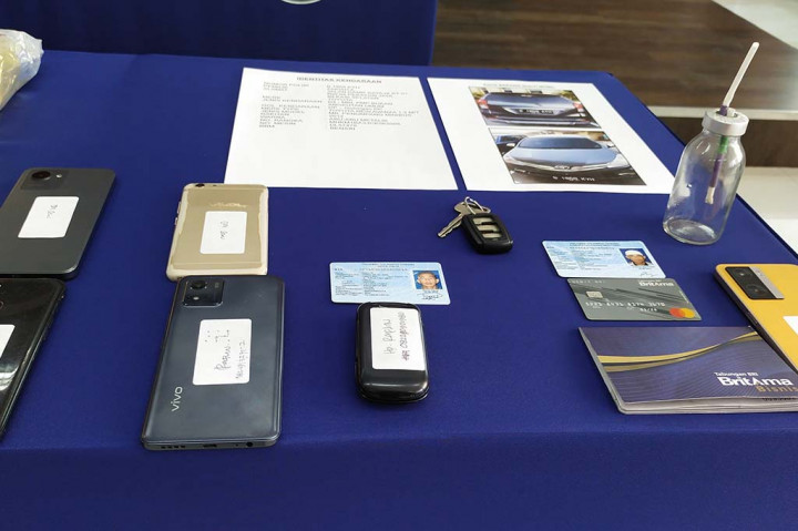 Kali ini, Kepolisian berhasil membongkar modus baru dengan memanfaatkan jasa car carrier atau towing yang mengangkut satu unit mobil minibus yang membawa narkotika jenis Sabu.