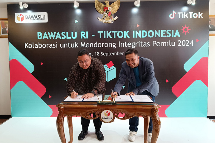 Badan Pengawas Pemilu (Bawaslu) menandatangani nota kesepahaman dan kesepakatan (MoU) dengan platform media sosial TikTok dalam upaya mencegah penyebaran ujaran kebencian dan berita bohong atau hoaks menjelang Pemilu 2024.  