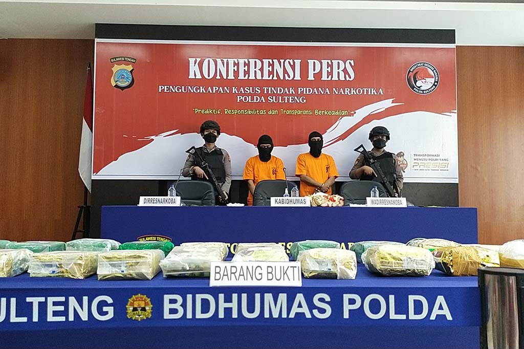 Direktur Reserse Narkoba (Ditresnarkoba) Polda Sulawesi Tengah melalui Subdit 3 Ditresnarkoba Polda Sulteng mengamankan dua orang terlibat jaringan narkoba, berdasarkan penyelidikan tindak pidana narkotika yang terjadi di wilayah hukum Polda Sulteng.