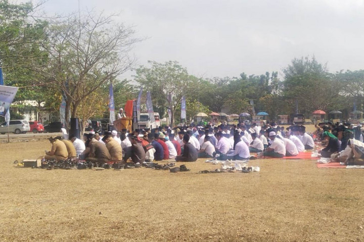 Bupati Ogan Ilir, Panca Wijaya Akbar mengungkapkan, bahwa salat istisqa ini merupakan ikhtiar yang dilakukan Pemkab Ogan Ilir untuk mengharapkan turunnya hujan dari Allah SWT. Sebab, saat ini Ogan Ilir sedang dalam
kondisi kekeringan.