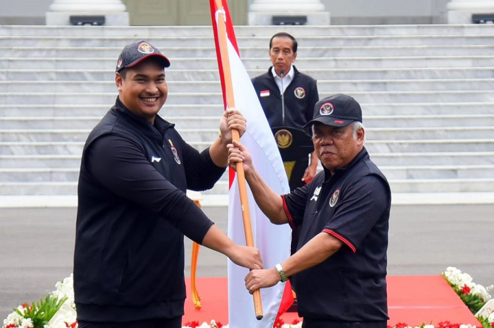 Presiden Joko Widodo (Jokowi) resmi melepas sebanyak 576 kontingen Asian Games 2022 Hangzhou, China, di Istana Merdeka, Jakarta Selasa, 19 September 2023.