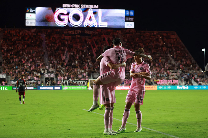 Miami sendiri pada laga tersebut berhasil menang telak 4-0 atas Toronto berkat gol Facundo Farias pada injury time babak pertama, Robert Taylor (54, 87), dan Benjamin Cremaschi (73).