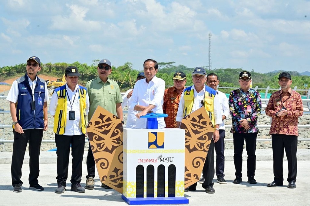 Bendungan Sepaku Semoi sendiri dibangun untuk melayani pemenuhan air baku di kawasan Ibu Kota Nusantara (IKN) dan sekitarnya. Bendungan tersebut akan memiliki kapasitas 2 ribu liter per detik untuk IKN dan 500 liter per detik dialokasikan untuk Balikpapan.