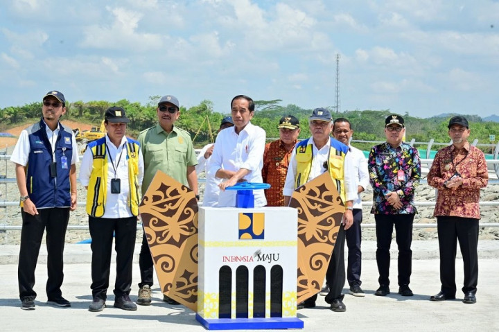 Bendungan Sepaku Semoi sendiri dibangun untuk melayani pemenuhan air baku di kawasan Ibu Kota Nusantara (IKN) dan sekitarnya. Bendungan tersebut akan memiliki kapasitas 2 ribu liter per detik untuk IKN dan 500 liter per detik dialokasikan untuk Balikpapan.