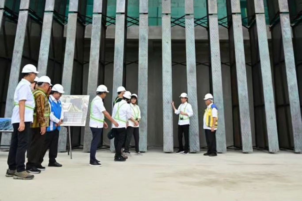 Dalam keterangannya, Presiden menyebut bahwa progres pembangunan kantor presiden tersebut cukup baik dan sudah mencapai 38 persen. Selain itu, Presiden juga menyampaikan bahwa pembangunan sejumlah infrastruktur yang ada di IKN tersebut masih sesuai dengan perencanaan.