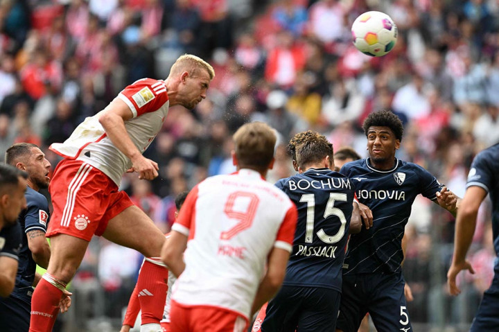 Skuad asuhan Thomas Tuchel sukses menggandakan keunggulan pada menit ke-13 setelah Harry Kane membobol gawang dari Bochum usai memang situasi kemelut yang terjadi di kotak terlarang dan mengubah skor menjadi 2-0.