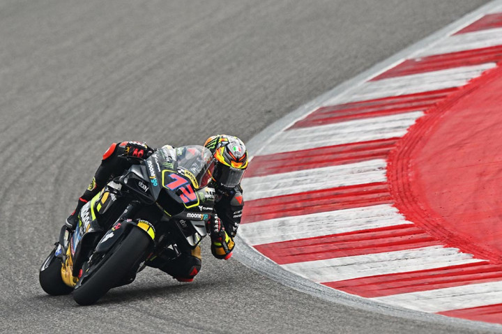 Pembalap MotoGP dari tim Mooney VR46 Marco Bezzecchi menjuarai seri perdana MotoGP 2023 di India, tepatnya di Sirkuit Internasional Buddh, Minggu, 24 September 2023.
