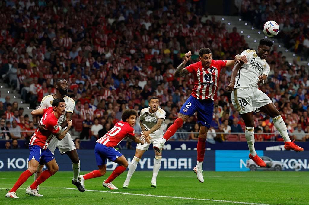 Atletico Madrid menghentikan torehan kemenangan beruntun Real Madrid usai memang dengan skor 3-1 pada pekan keenam Liga Spanyol di Stadion Wanda Metropolitano, Madrid, Senin dini hari WIB. 