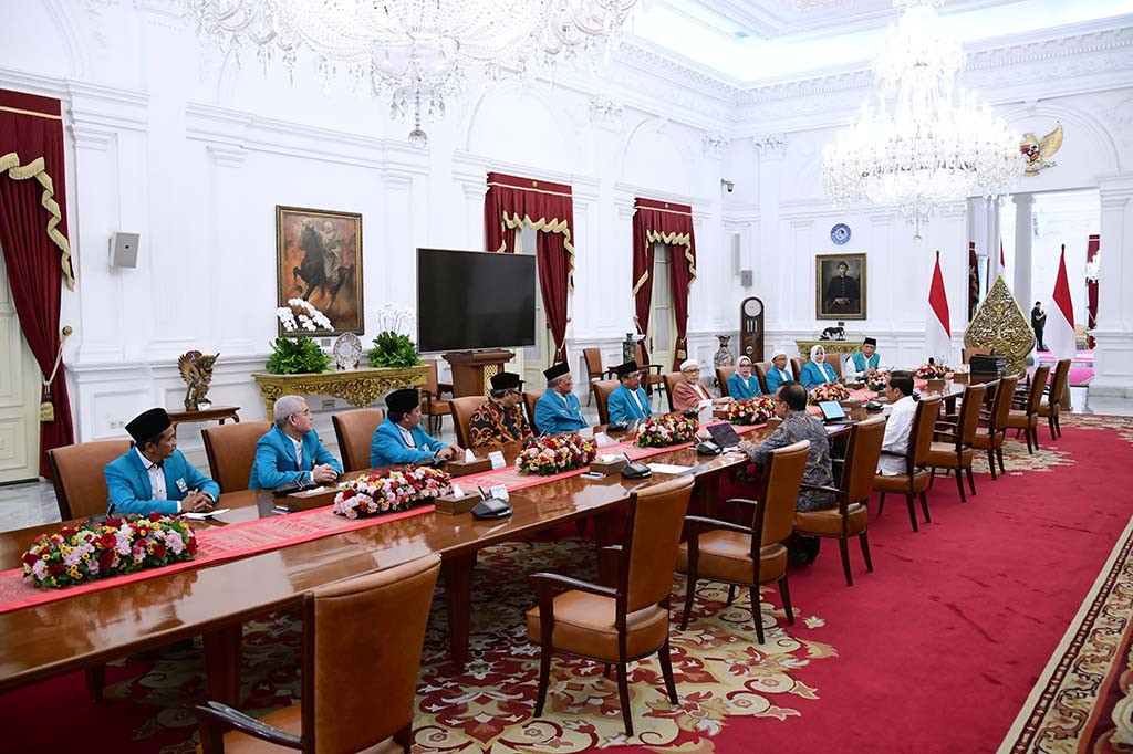 Pada kesempatan itu, pengurus Parmusi melaporkan sekaligus mengundang Presiden untuk menghadiri Jambore Nasional Parmusi di Gunung Gede Pangrango, Cianjur, Jawa Barat, tanggal 26-30 September 2023.