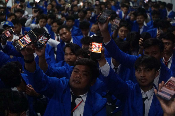 Dalam pernyataannya, Senior Manager MURI Sri Widayati mengatakan kegiatan pembuatan titik lokasi UMKM terbanyak melalui aplikasi oleh mahasiswa baru tersebut merupakan rekor baru yang tercatat di Muri.