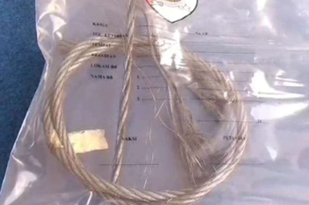 Penyidik menemukan adanya unsur kelalaian yang mengakibatkan korban jiwa sesuai pasal 359 kuhp, serta adanya unsur pengeoperasian lift tidak sesuai dengan standar Keselamatan dan Kesehatan Kerja (k3) yang ditetapkan Kementerian Tenaga Kerja.