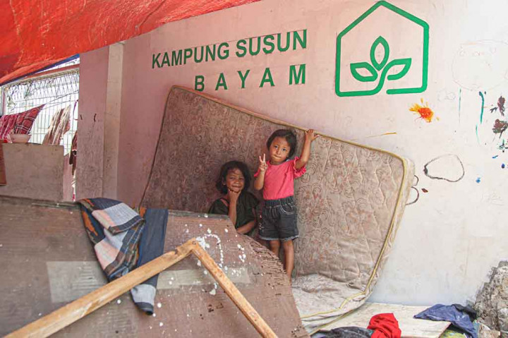 Pemerintah Provinsi DKI Jakarta memperbolehkan warga eks Kampung Bayam, Jakarta Utara, menempati Rumah Susun (Rusun) Nagrak Tower 3 lantai 12 dan 13 tanpa dipungut biaya sewa.